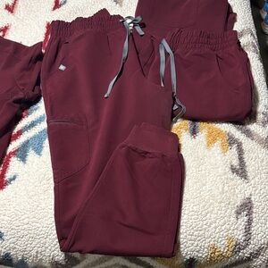 Figs Women's Burgundy Pants